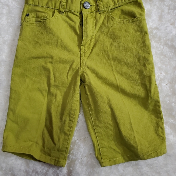 Boys shorts - Picture 1 of 6